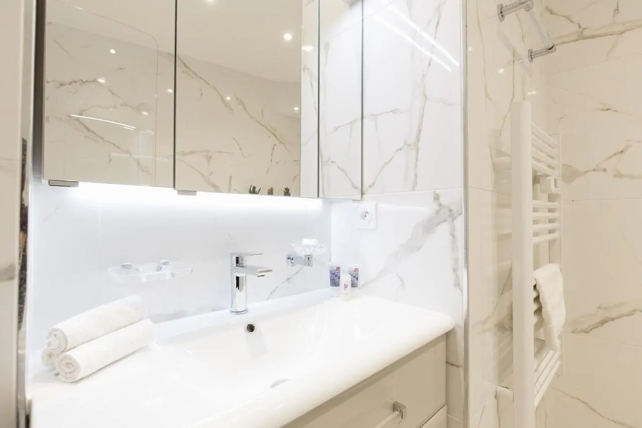 Festival Yourhosthelper Cannes Apartment